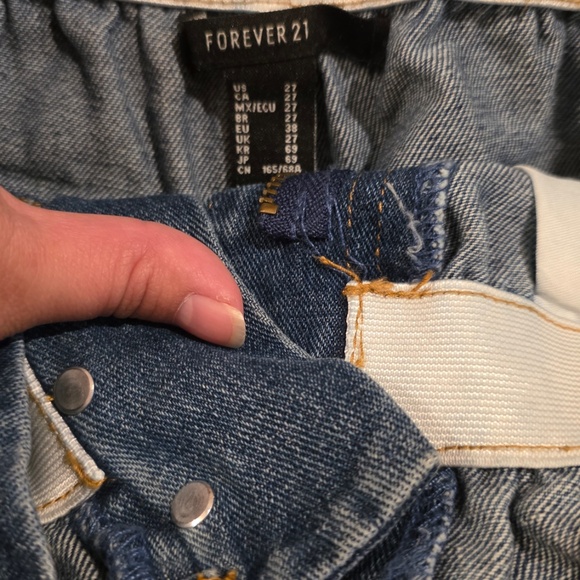 Forever 21 Distressed Paperbag Jeans - Picture 3 of 5